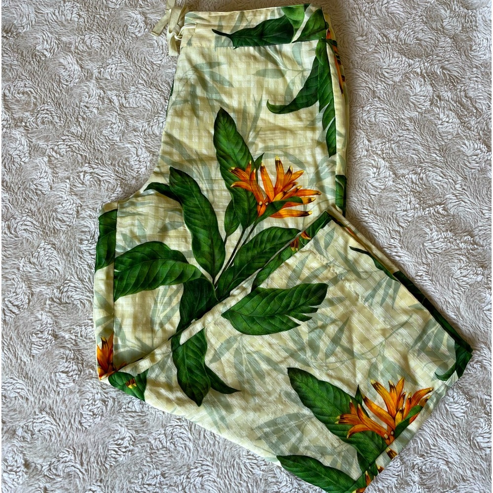Tommy Bahama Silk Floral Wide Leg Cropped Pants Size 10 - Picture 3 of 6